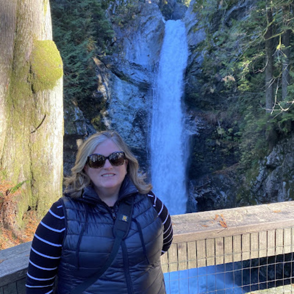 Meet your Posher, Dawn - Picture 1 of 1